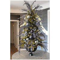 Picture of Golden Tinsel Tree
