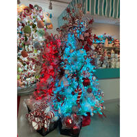 Picture of Teal and Red Christmas