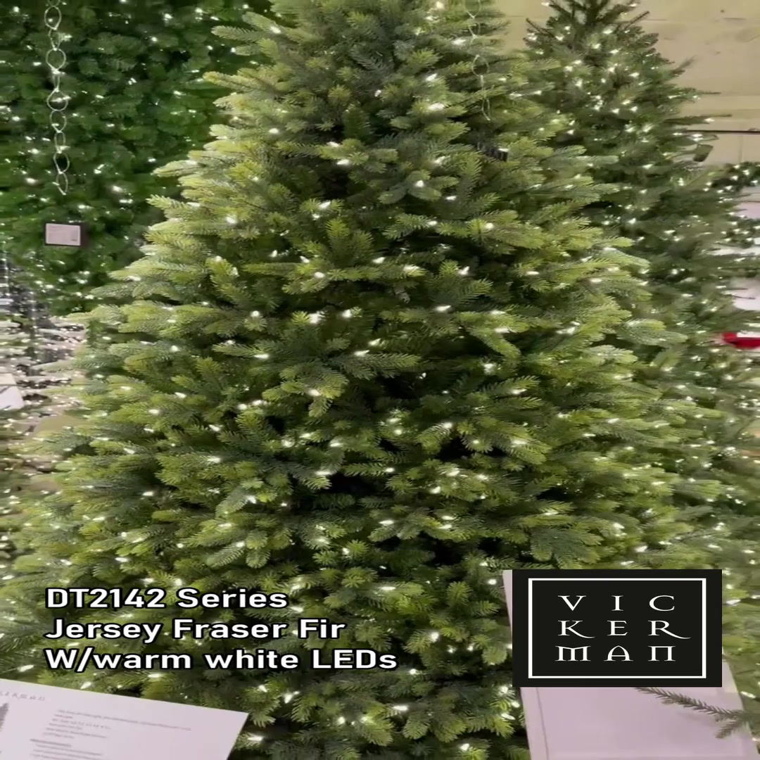 ピツリー 8' Flocked Fraser Fir Artificial Christmas Tree with 800 Warm